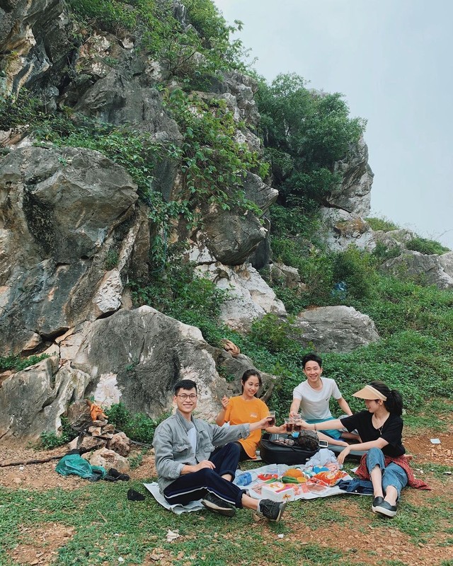 5 ideal picnic places for families near Hanoi - Photo 10.