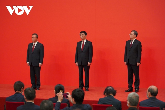  Bốn gương mặt mới trong Thường vụ Bộ Chính trị ĐCS Trung Quốc khóa XX - Ảnh 2.