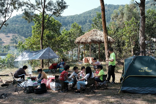 5 ideal picnic places for families near Hanoi - Photo 7.