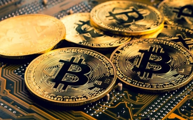 Bitcoin tăng trên 7% trong 24 giờ qua giúp nhiều tiền ảo bứt phá mạnh.