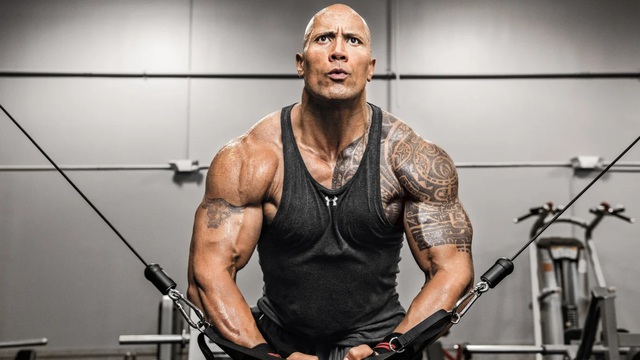 The harsh diet and exercise regimen of muscle hero The Rock: Waking up at 4 a.m. to eat 7 meals, consuming twice as many calories as normal people - Photo 3.