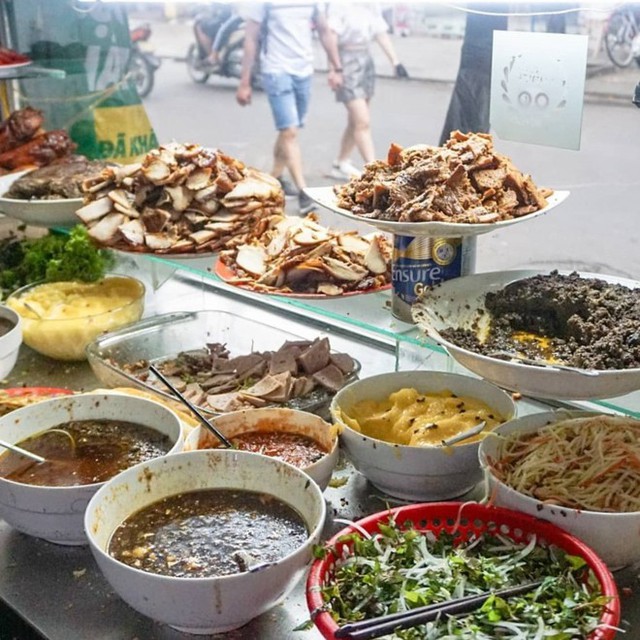 Queen's bakery in Hoi An is praised by many foreign guests as the best in the world - Photo 7.