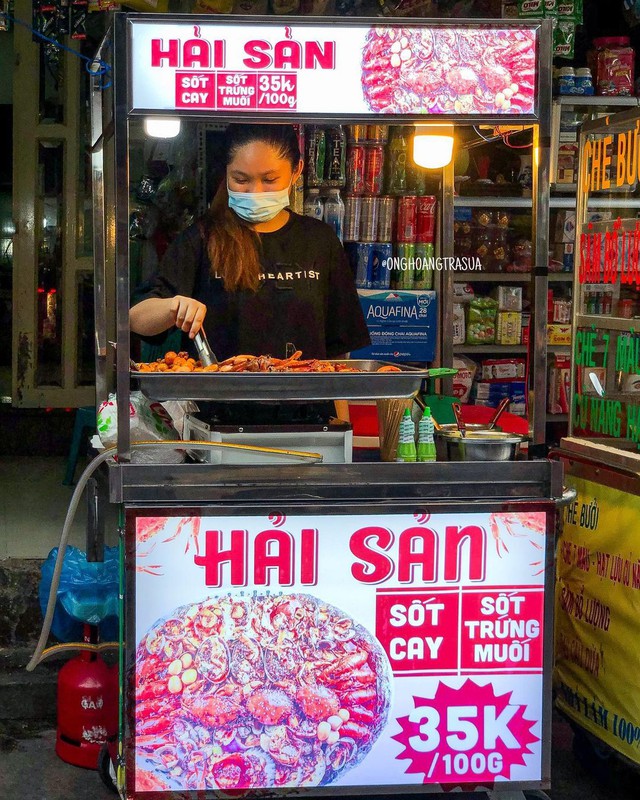 4 famous night food areas in Ho Chi Minh City with recent emerging dishes - Photo 10.