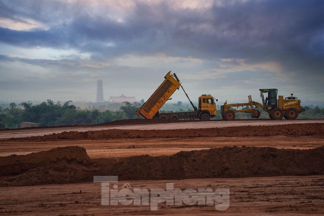 Cận cảnh thi công dự án sân bay tỷ đô lớn nhất Việt Nam - Ảnh 18.