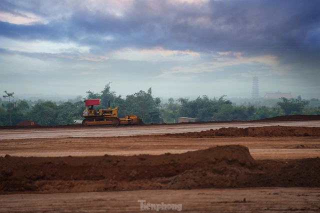 Cận cảnh thi công dự án sân bay tỷ đô lớn nhất Việt Nam - Ảnh 16.