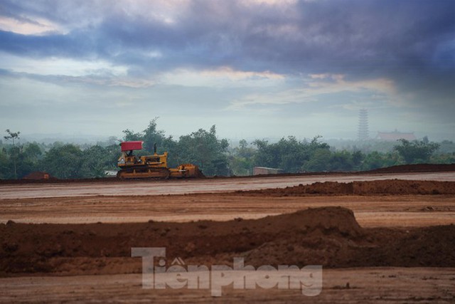 Cận cảnh thi công dự án sân bay tỷ đô lớn nhất Việt Nam - Ảnh 16.