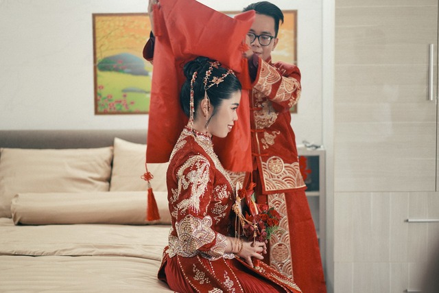Traditional Chinese wedding costs 300 million in An Giang: Meticulous to every detail - Photo 10.