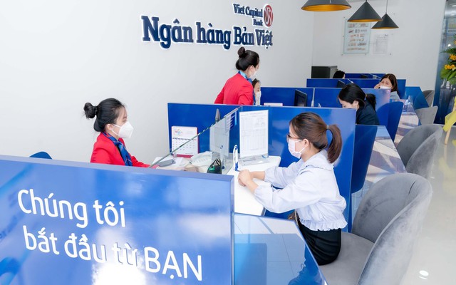 Cuộc đua hút tiền gửi tiếp tục "nóng", có ngân hàng đẩy lãi suất lên đến 8,4%/năm cho khoản tiền gửi chỉ từ 10 triệu đồng