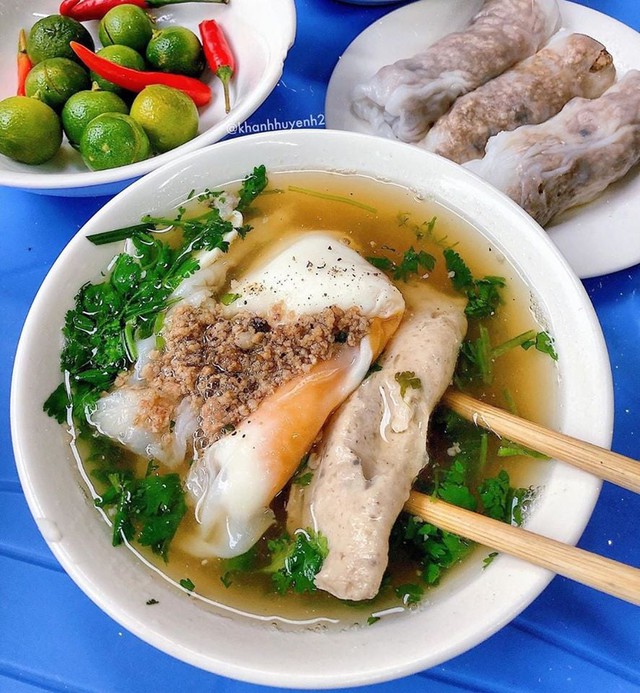 Lượn quanh Hà Nội, thưởng thức 1001 món ăn đặc sản từ các tỉnh thành Việt Nam - Ảnh 3.