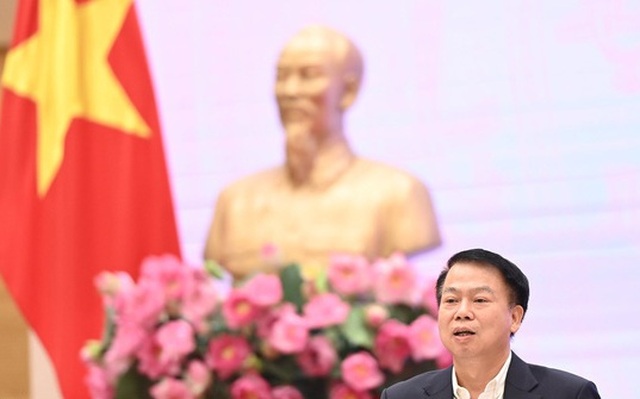 Thứ trưởng Bộ Tài chính Nguyễn Đức Chi trả lời tại họp báo Chính phủ chiều 29/10.