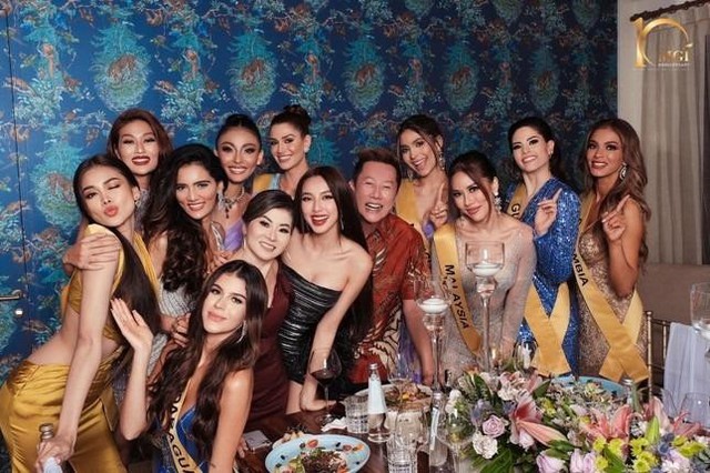 Chủ tịch Hoa hậu Hòa bình: Thùy Tiên kiếm 2-3 triệu USD trong nhiệm kỳ - Ảnh 1.