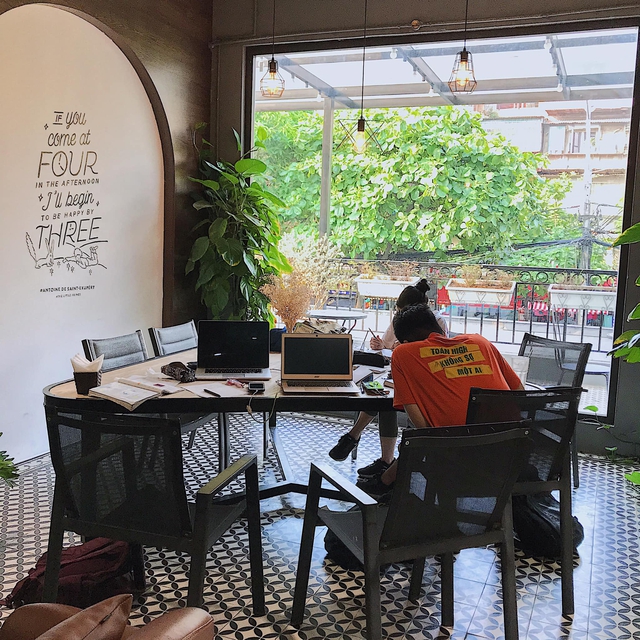 Những quán cafe “tạo động lực” cho dân văn phòng Hà Nội làm việc năng suất cả ngày - Ảnh 29.