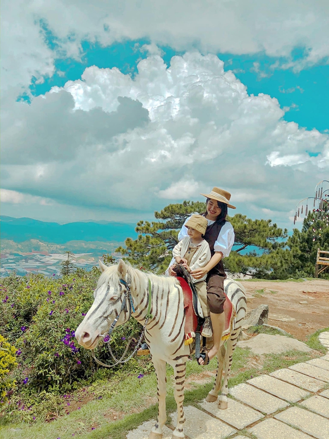 Feeling Da Lat dreaming through photos of small families - Photo 7.