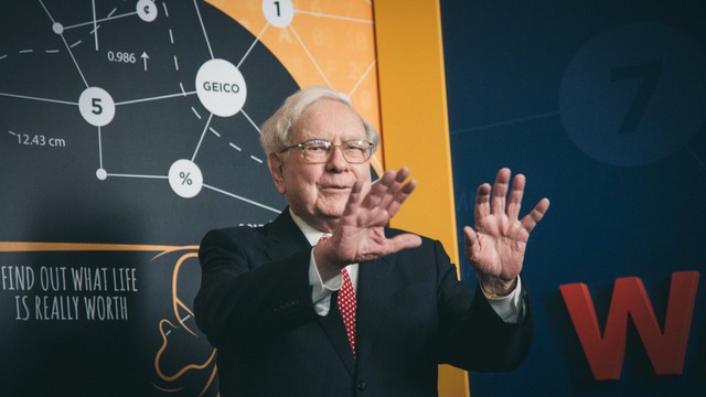 “Thần chứng khoán Warren Buffett cũng từng điêu đứng vì cắt lỗ quá muộn và bài học cho các nhà đầu tư không có trên trường lớp - Ảnh 3.