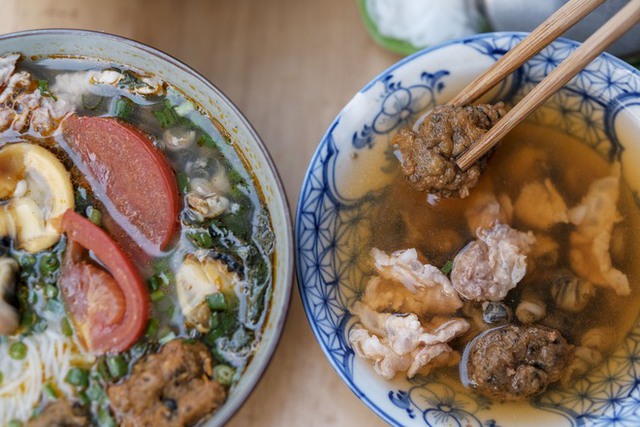 How is the noodle shop in Hanoi that was introduced by chef Anthony Bourdain on CNN TV now?  - Photo 16.