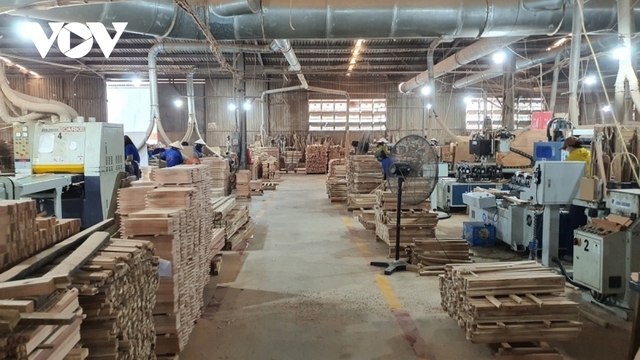Ngành gỗ bộn bề khó khăn, dự báo sức mua giảm 50% - Ảnh 3.