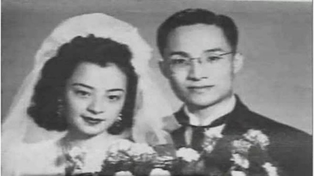Góc khuất 3 cuộc hôn nhân của ông trùm tiểu thuyết võ hiệp Kim Dung: Cả đời chỉ yêu một người, tôi không thể làm được điều đó - Ảnh 3.