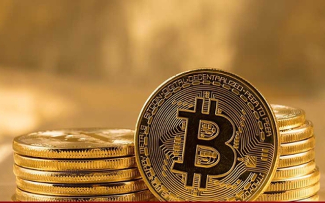 Giá Bitcoin tiếp tục rơi tự do trong bối cảnh nhiều tiền mã hoá khác giảm sâu.