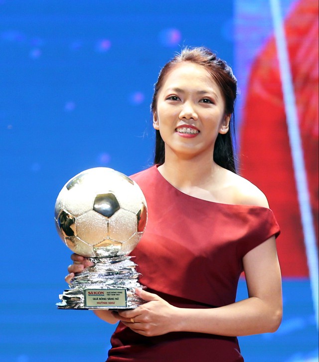 Từ giấc mơ World Cup đến kỳ tích Châu Âu: Huỳnh Như đã dành cả thanh xuân cho bóng đá! - Ảnh 8.