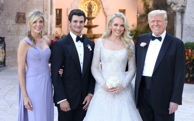 Có gì đặc biệt trong đám cưới con gái tỷ phú Donald Trump với chú rể tỷ phú Nigieria: Nhẫn cưới kim cương triệu đô, sự xuất hiện của em trai cùng cha khác mẹ gây chú ý