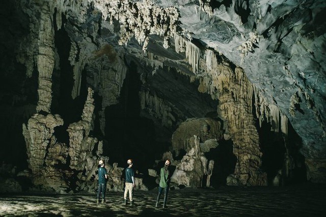Khám phá vẻ đẹp kỳ vĩ và hoang sơ của “vương quốc hang động” Quảng Bình - Ảnh 39.