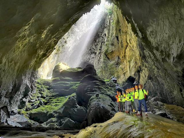 Discover the magnificent and unspoiled beauty of the "cave kingdom" of Quang Binh - Photo 28.