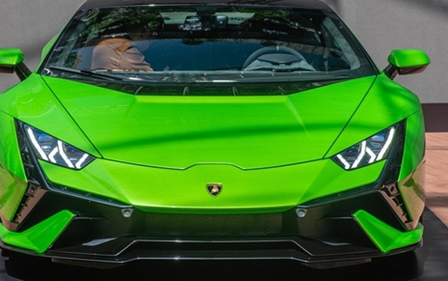 Chi tiết Lamborghini Huracan Tecnica giá từ 19 tỷ đồng tại Việt Nam