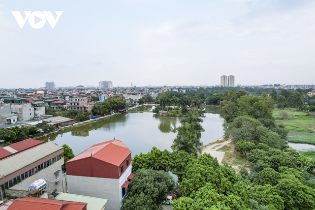 Điểm danh loạt hồ nước ở Hà Nội đứng trước nguy cơ bị san lấp để làm nhà, làm đường - Ảnh 5.