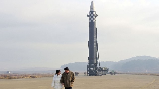 Chuyện chưa biết về con gái ông Kim Jong-un - Ảnh 3.