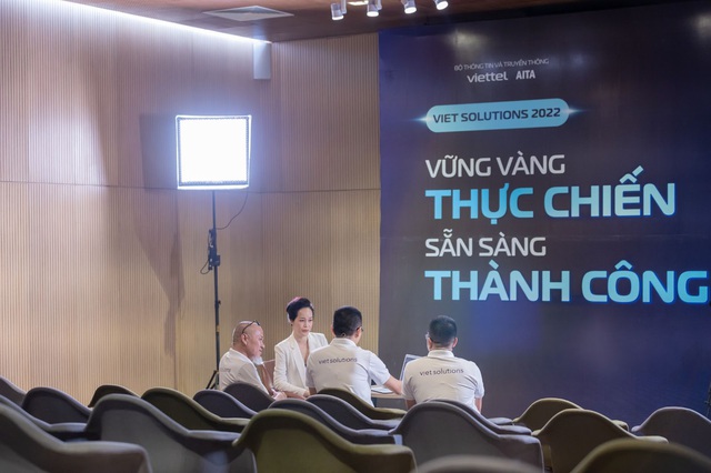 Chặng đường đáng tự hào của Viet Solutions 2022 - Ảnh 5.