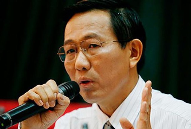 Ngày mai, cựu Thứ trưởng Bộ Y tế Cao Minh Quang hầu tòa vụ công ty dược ỉm 3,8 triệu USD - Ảnh 1.