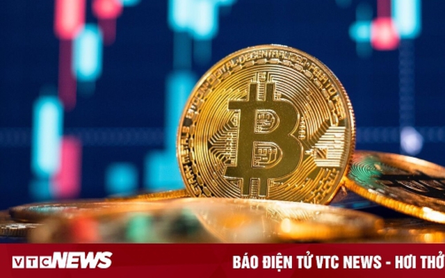 Giá Bitcoin tiếp tục chìm trong sắc đỏ.