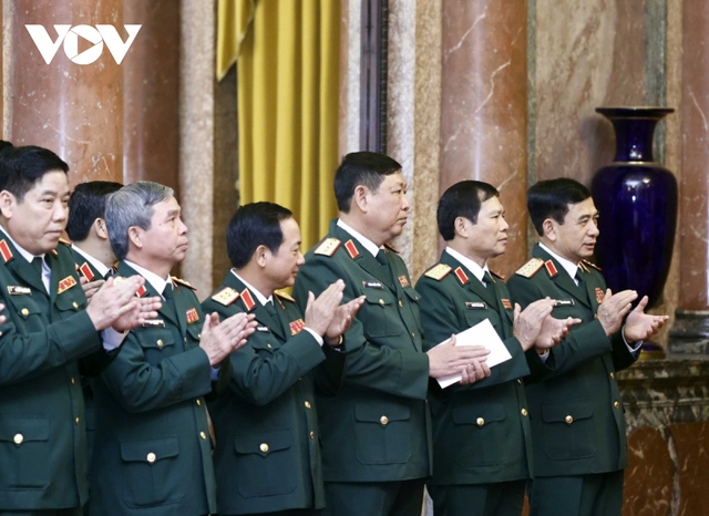 Thăng quân hàm Thượng tướng cho Phó Tổng Tham mưu trưởng QĐND Việt Nam - Ảnh 3.