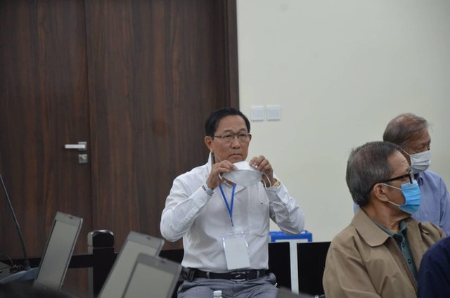Cựu Thứ trưởng Bộ Y tế Cao Minh Quang bị đề nghị phạt 30 - 36 tháng tù treo - Ảnh 1.