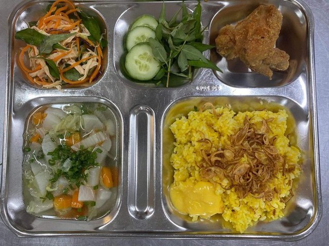 Ai tổ chức bếp ăn bán trú cho học sinh trường iSchool Nha Trang? - Ảnh 1.