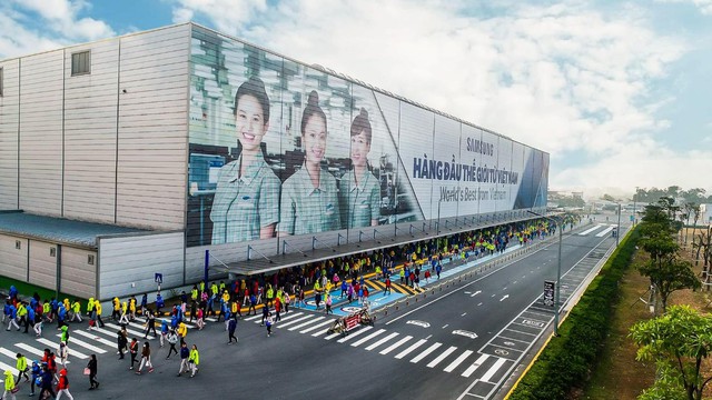 Thành phố sát Hà Nội có  “siêu nhà máy” 7,3 tỷ USD, biến Việt Nam thành công xưởng sản xuất điện thoại của thế giới - Ảnh 2.