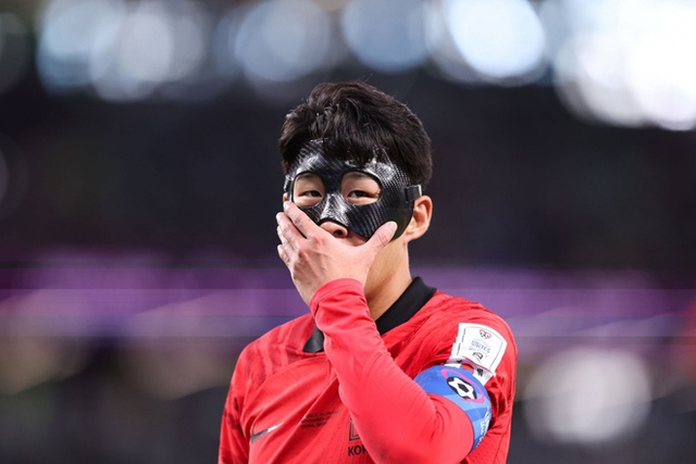 Cận cảnh chiếc mặt nạ của Son Heung-min gây sốt trận Uruguay hòa Hàn Quốc - Ảnh 10.