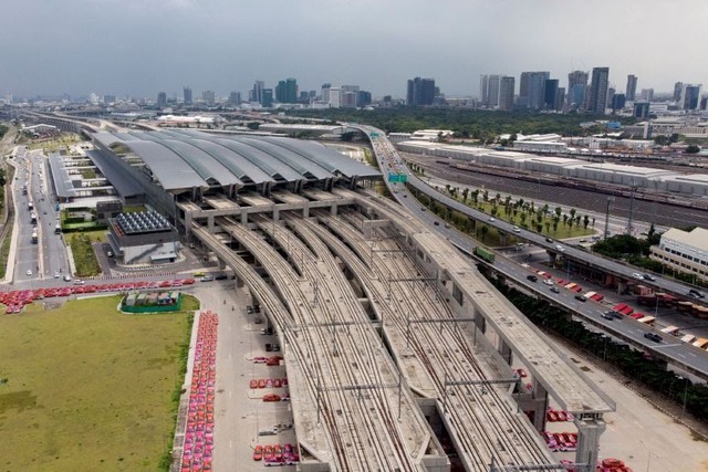 Bangkok hưởng trái ngọt dù đường sắt cao tốc Trung - Lào - Thái chưa hoàn thành - Ảnh 1.