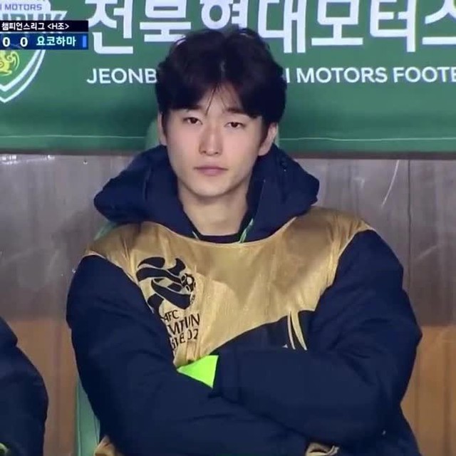  Chân dung nam thần mới của ĐT Hàn Quốc: Từng không định thành cầu thủ chuyên nghiệp, sở hữu chiều cao chuẩn siêu mẫu - Ảnh 6.