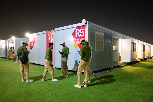 Cận cảnh căn phòng ngủ trị giá gần 5 triệu đồng/đêm trong container ở World Cup Qatar - Ảnh 6.