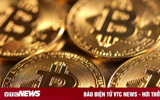 Giá Bitcoin trượt dài từ đầu tháng, giao dịch trong phạm vi 16.000 - 17.000 USD.