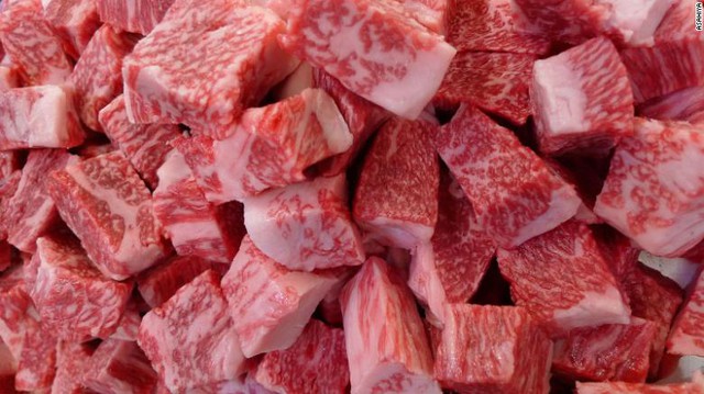 Món thịt bò Kobe tẩm bột chiên có gì đặc biệt mà thực khách sẵn sàng đợi trước... 30 năm để được ăn! - Ảnh 6.