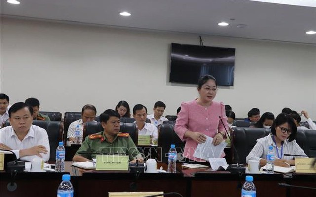 Bà Nguyễn Kim Loan - Chủ tịch Liên đoàn Lao động tỉnh Bình Dương cho biết các chính sách chăm lo cho người lao động trong dịp Tết.