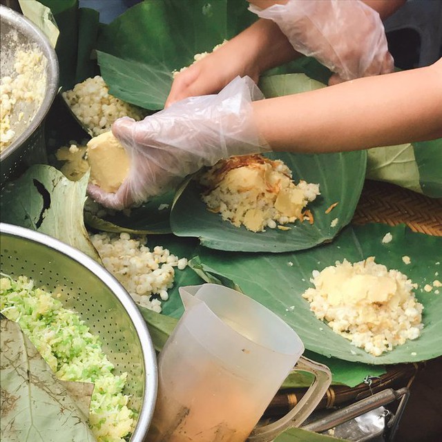 If you want to eat North standard sticky rice in the heart of Ho Chi Minh City, where should you go?  - Photo 13.