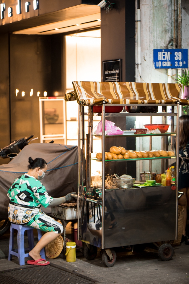 The barbecue truck in District 1 has been honored by the American magazine, even Western customers have to wait in line to buy - Photo 11.