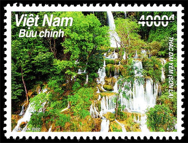 What is special about the 4 waterfalls introduced on the latest stamp set of Vietnam Post?  - Photo 1.