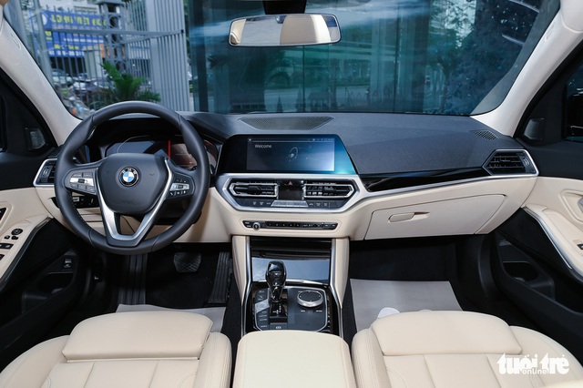 BMW 3 Series lắp ráp nhận cọc tại đại lý, giá có thể giảm vài trăm triệu đồng - Ảnh 2.
