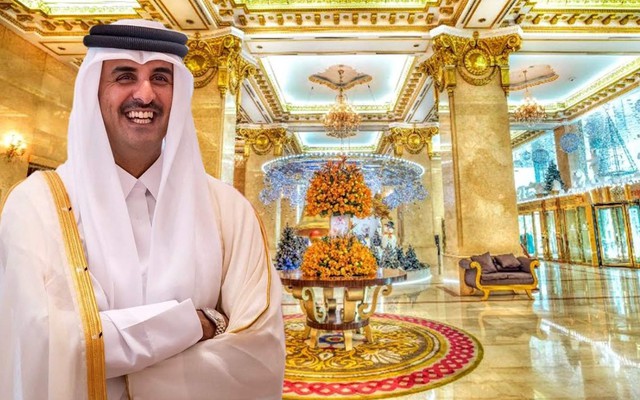 Tiểu vương Qatar Shekh Tamim bin Hamad Al Thani.