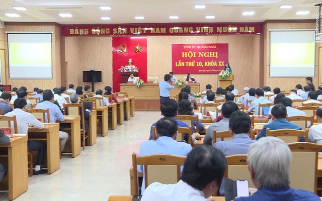 Quang cảnh Hội nghị lần thứ 10 của Tỉnh ủy Quảng Ngãi khóa 20. Ảnh: Minh Hiền, Duy Hưng