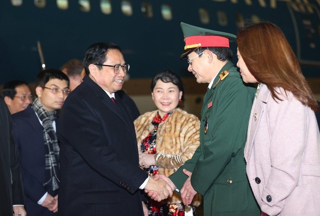 Thủ tướng Phạm Minh Chính tới Amsterdam, bắt đầu thăm chính thức Hà Lan - Ảnh 2.
